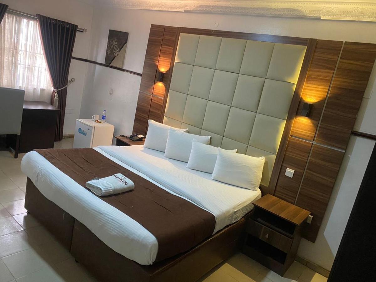 Presken Hotel @Villa Ikeja Kültér fotó