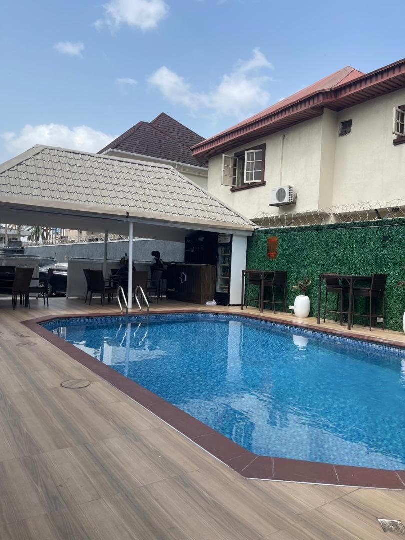Presken Hotel @Villa Ikeja Kültér fotó
